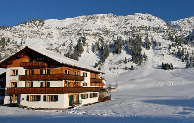 Alpenland - Das Feine Kleine Hotel Lech am Arlberg Exterior photo